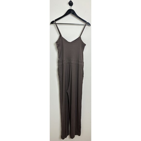 VUORI Pose Henley Jumpsuit in Chocolate Size Large - Picture 6 of 10